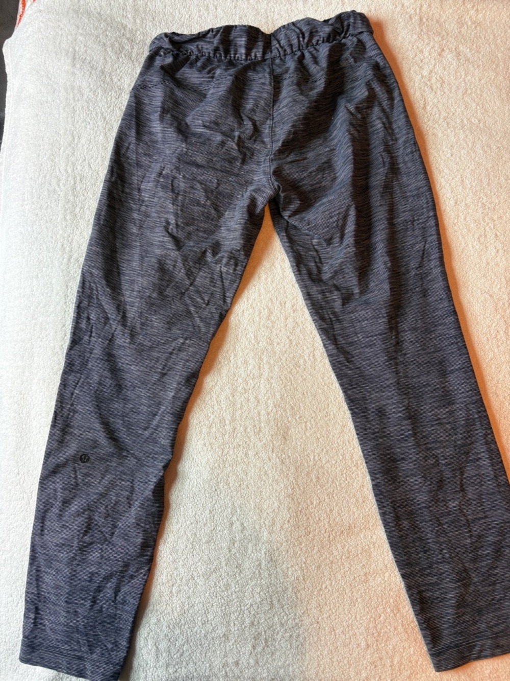 Lululemon Sz 4 Gray Joggers - Picture 2 of 7